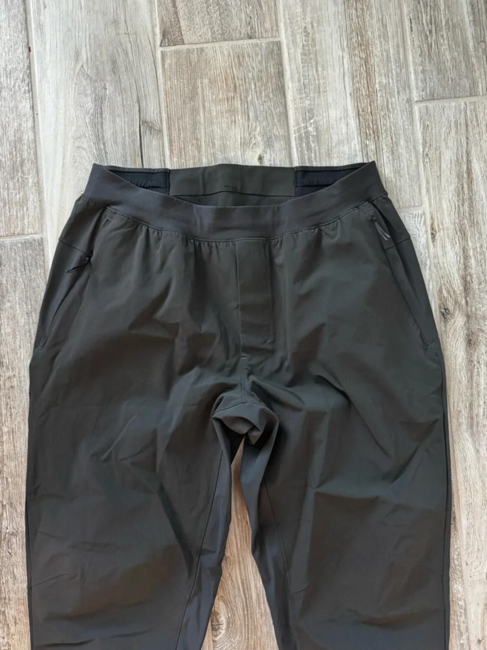 Lululemon Surge Hybrid Pant Graphite Grey Men’s Medium Like New